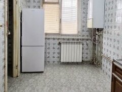 Drumul Taberei, Auchan, Parc Moghioros, et. 1/4, decomandat, bloc 1978